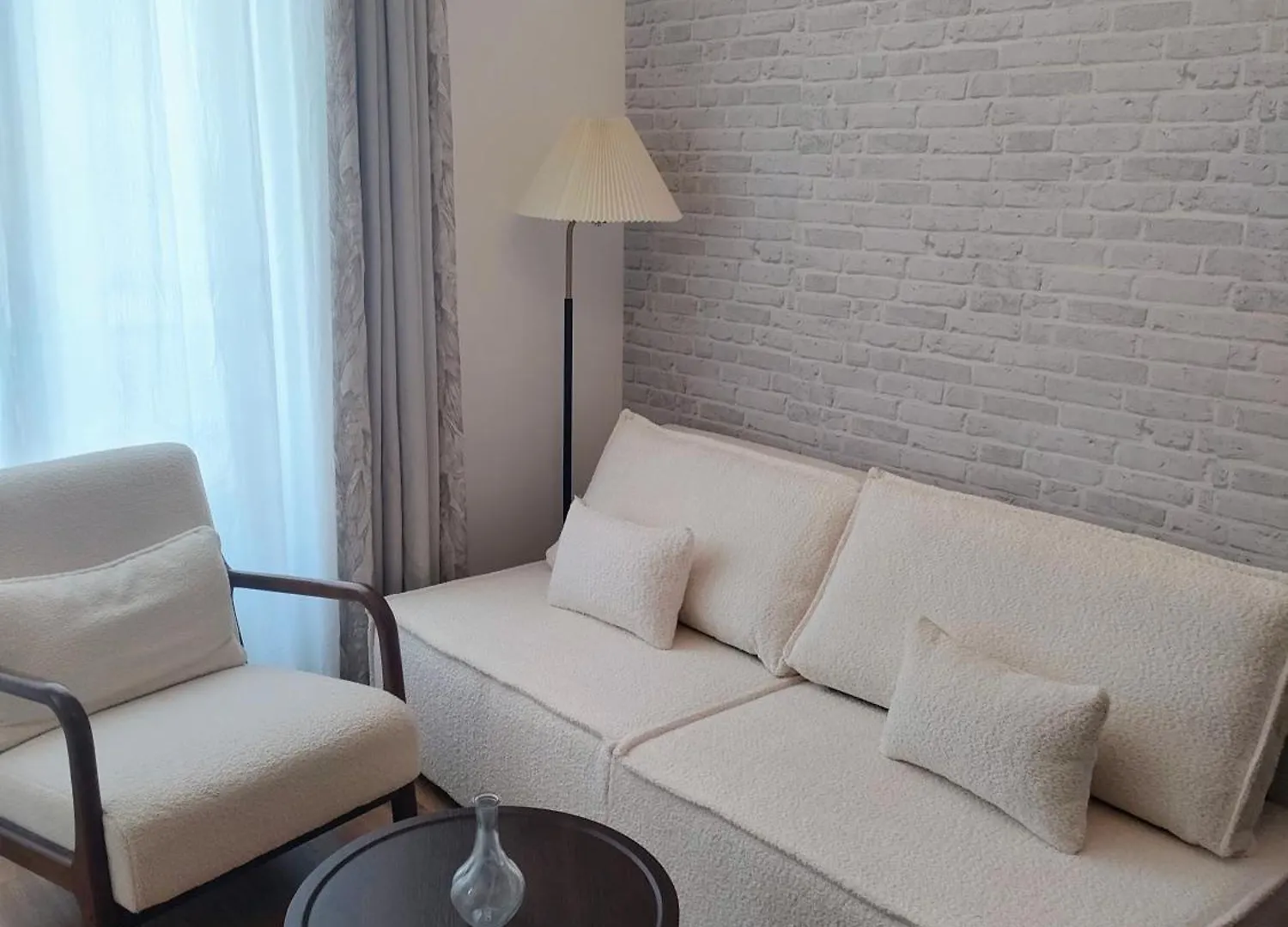 Stylish Parisian Flat Near Eiffel Tower Apartment